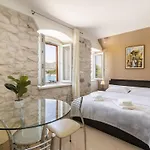 Lucica-2 By Interhome